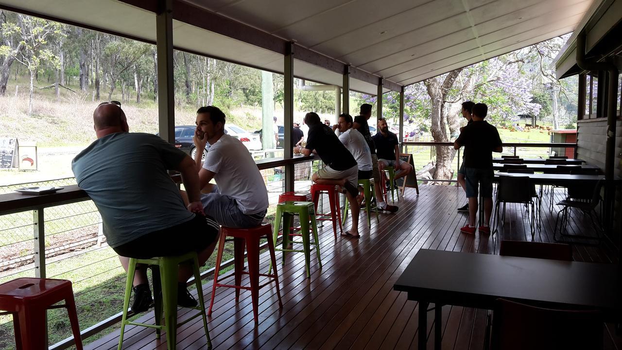 Christmas Creek Cafe & Cabins Lamington Dış mekan fotoğraf